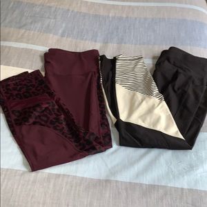 Set of work out leggings